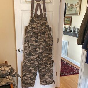 RedHead Insulated Camo Hunting Overalls/Bibs Size L
